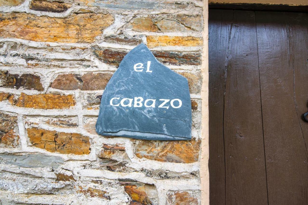 Apartamentos Rurales Casa Riveras Santa Eulalia de Oscos Eksteriør bilde